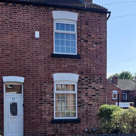 فيلا Victorian Semi Detached House Behind The High Street نيوتن لو ويلوس المظهر الخارجي الصورة